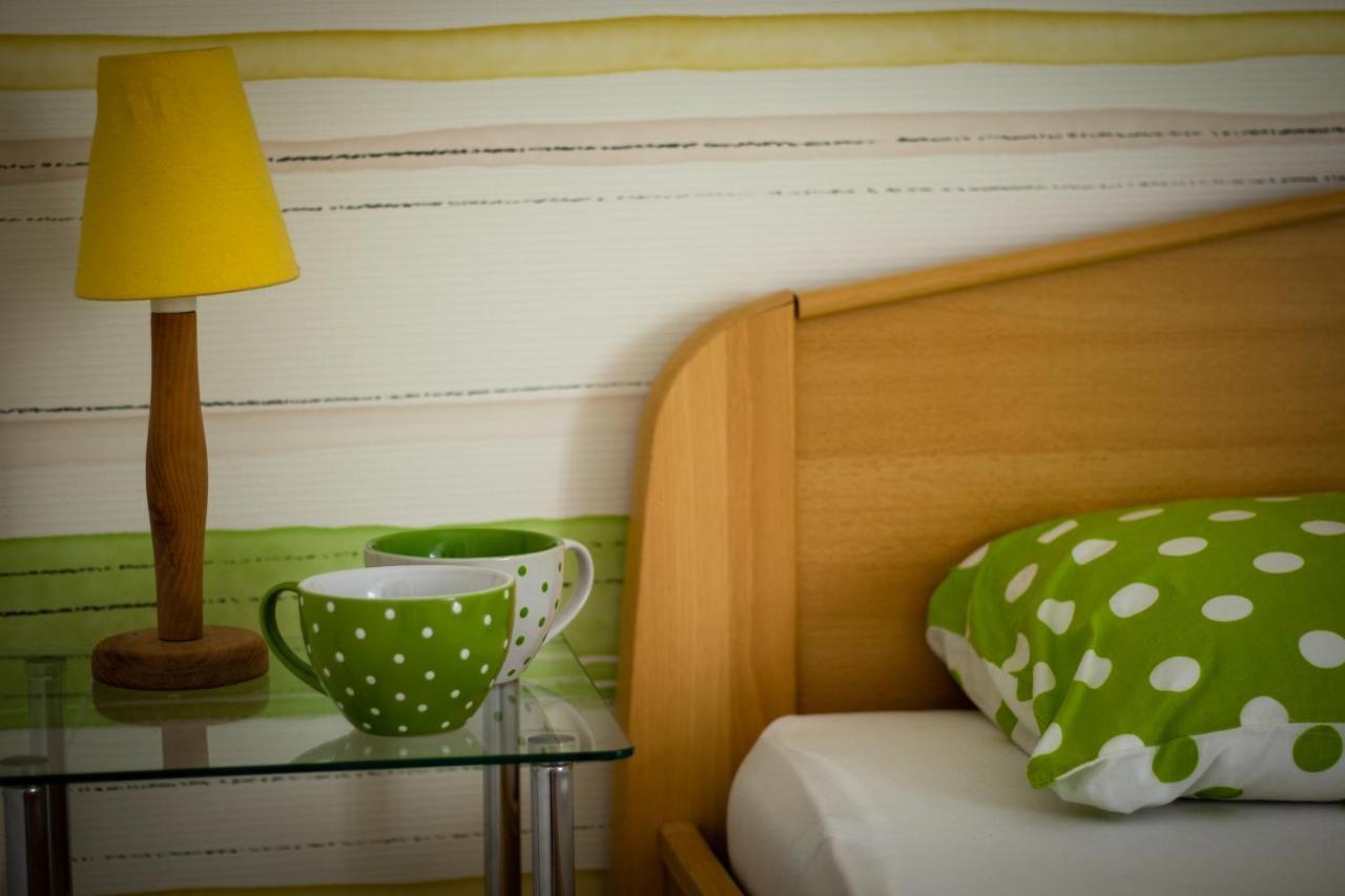 Nefelejcs Apartmanhaz Gyenesdiás Dış mekan fotoğraf