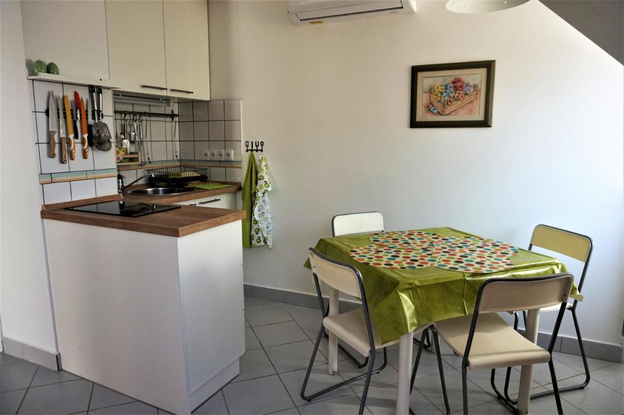 Nefelejcs Apartmanhaz Daire Gyenesdiás Dış mekan fotoğraf