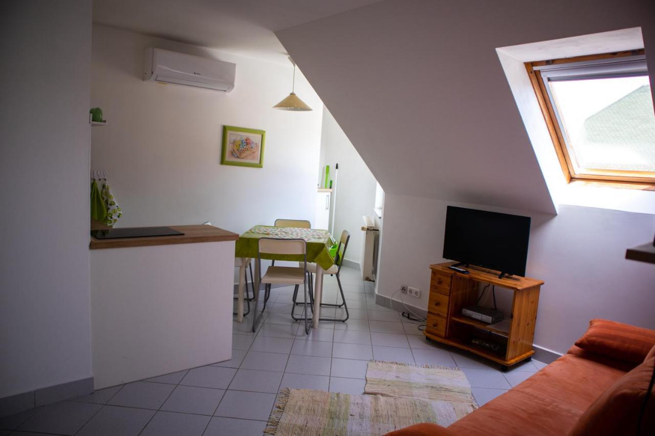 Nefelejcs Apartmanhaz Gyenesdiás Dış mekan fotoğraf